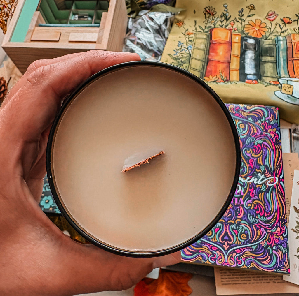 8oz One More Chapter Candle