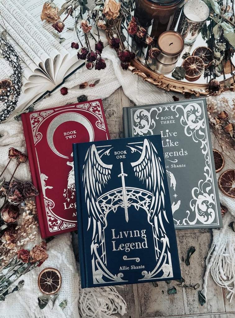 Fall in Love With Romantasy Limited Edition Box (FULL BOX)