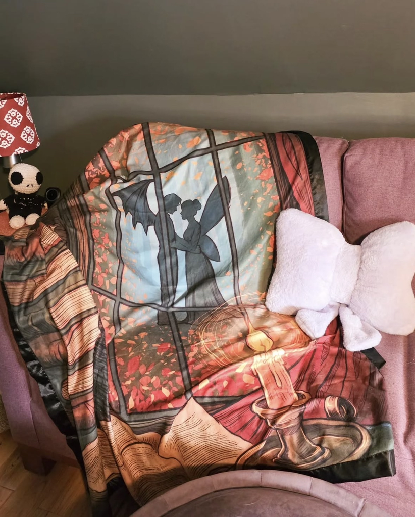 Fall in Love With Romantasy Limited Edition Box (FULL BOX)