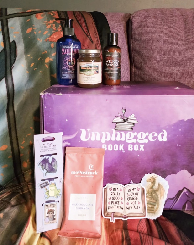 Fall in Love With Romantasy Limited Edition Box (FULL BOX)